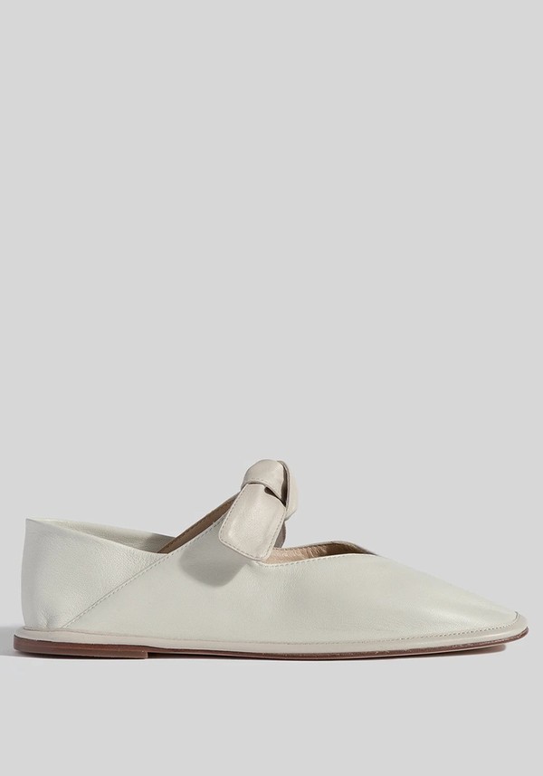 Illasada Front-Knot Pump from Hereu