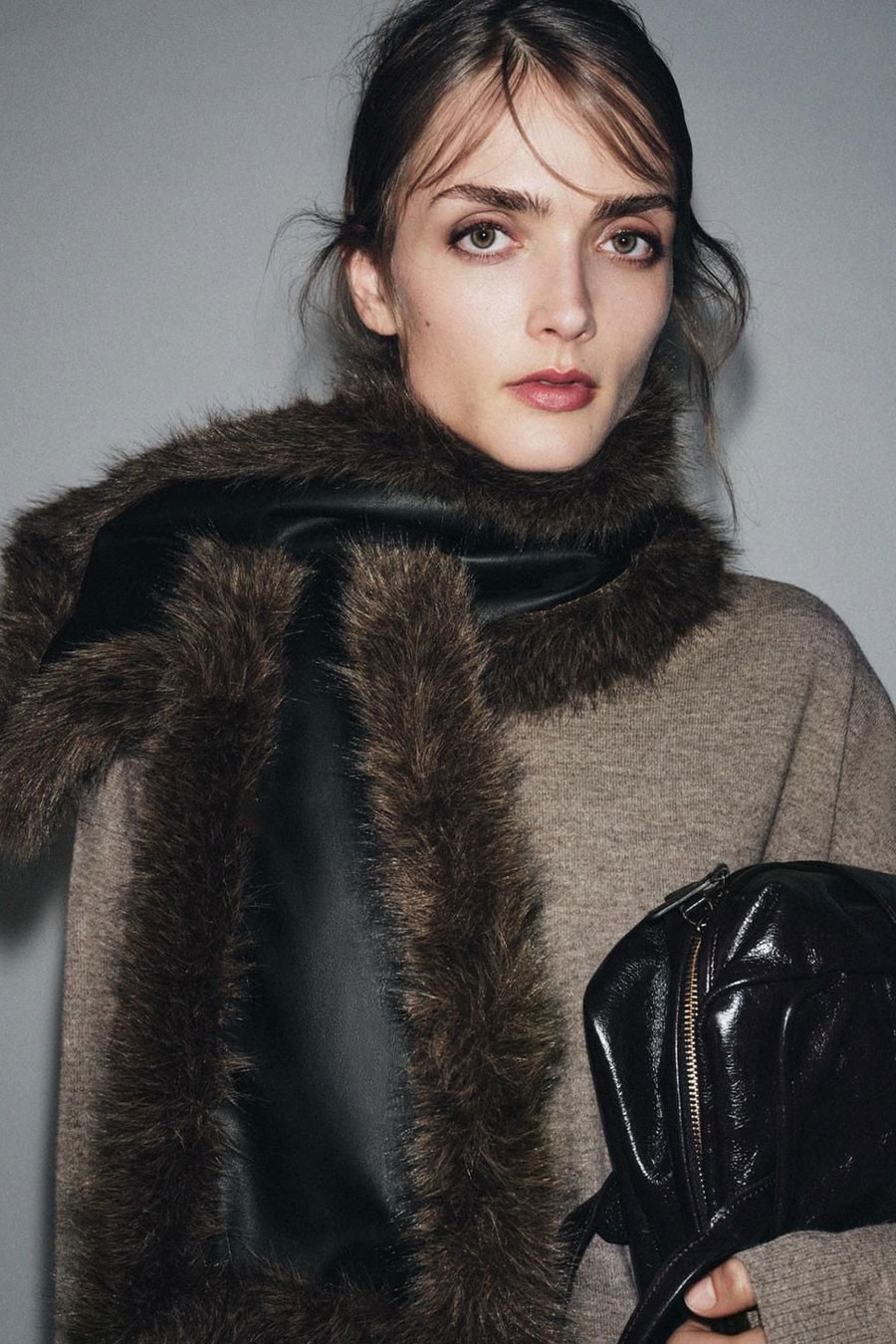 Contrast Faux Leather Sheepskin Scarf from Zara