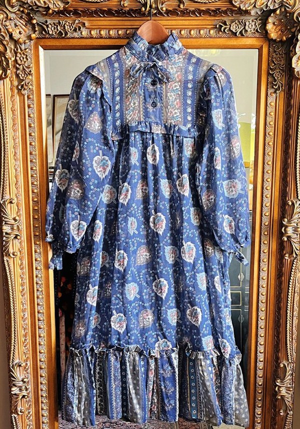 1970s C&A Navy Blue & Dusky Pink Ruffle Tiered Smock Dress 8-12