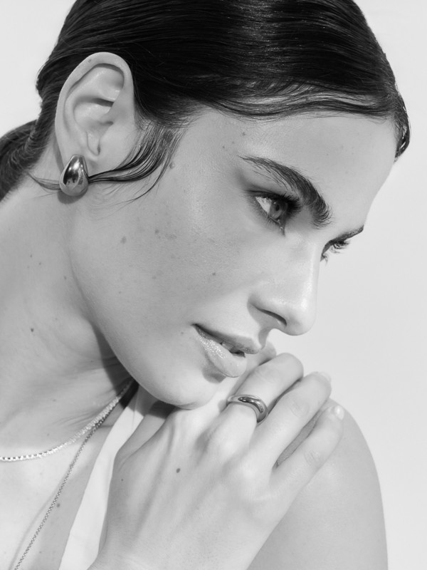 The New Collection Putting A Modern Spin On Pearls