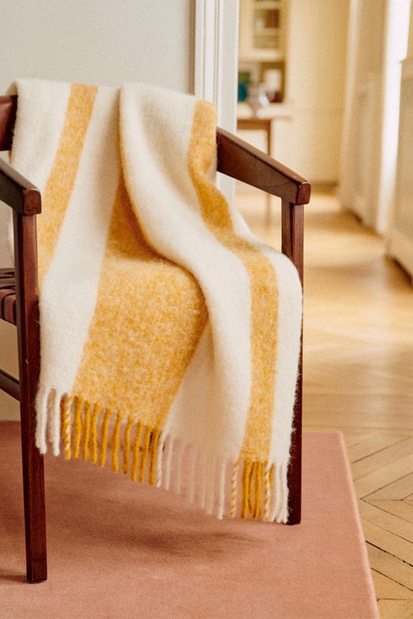 Les Composantes Blanket from Sézane