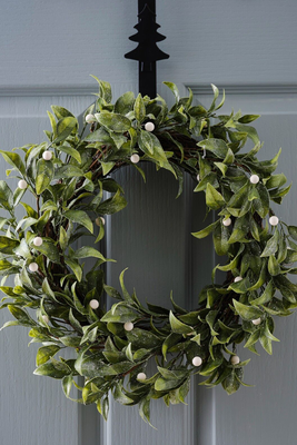 Mistletoe Christmas Wreath from Ginger Ray