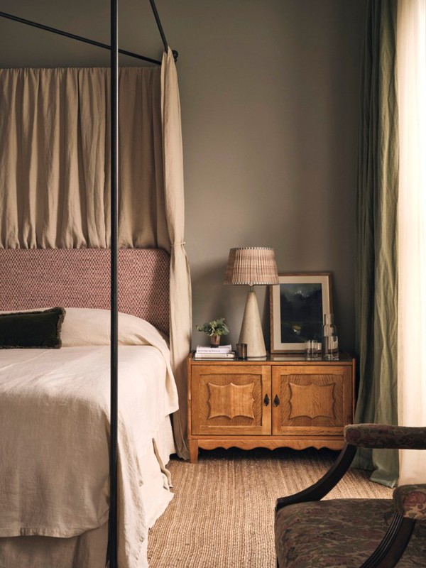How To Recreate A Cool & Contemporary Bedroom In A Period Property