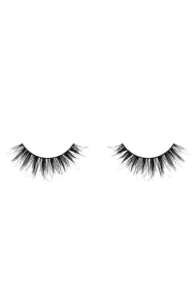 Samantha Lashes #7 from Huda Beauty