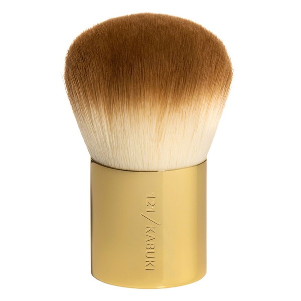 121 Kabuki Brush from Zoeva