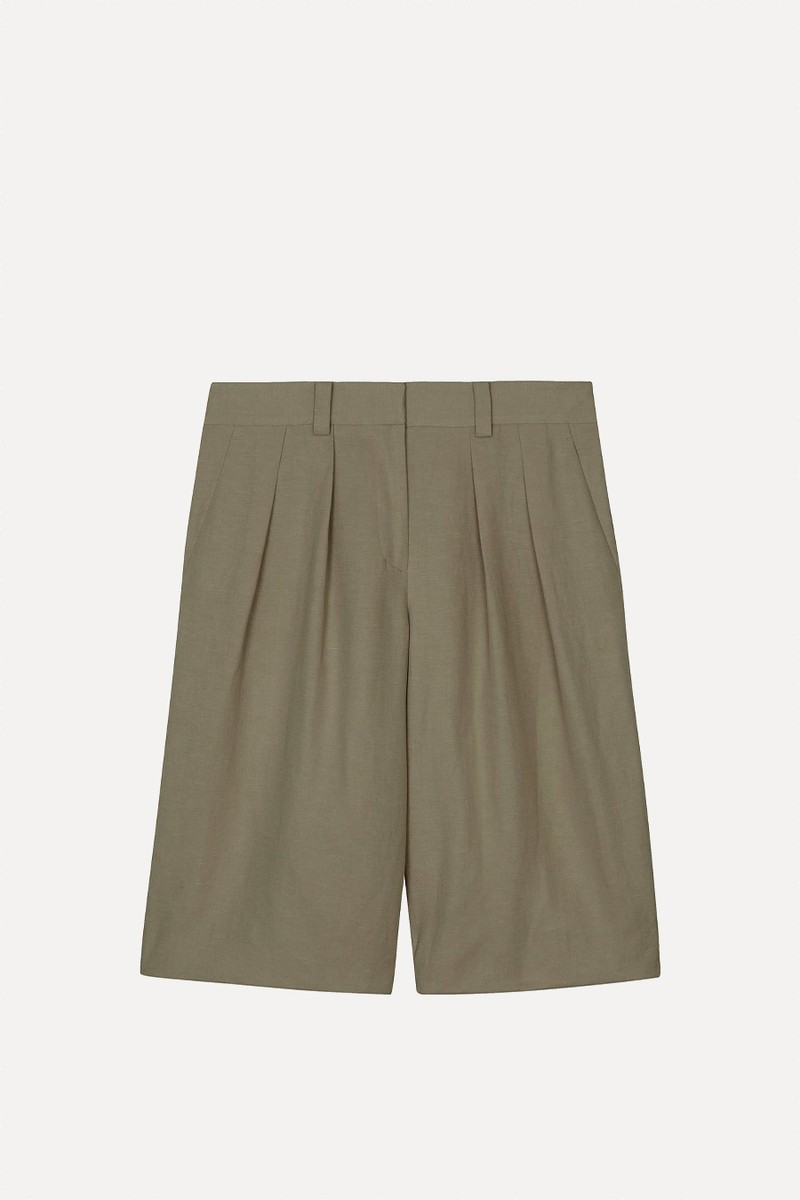 Bilbao Pleated Linen Bermuda Shorts from The Frankie Shop