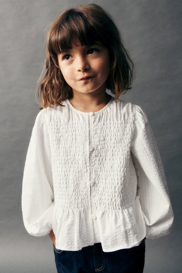 SHIRT WITH STRETCH DETAIL