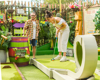 Plonk Mini Golf 