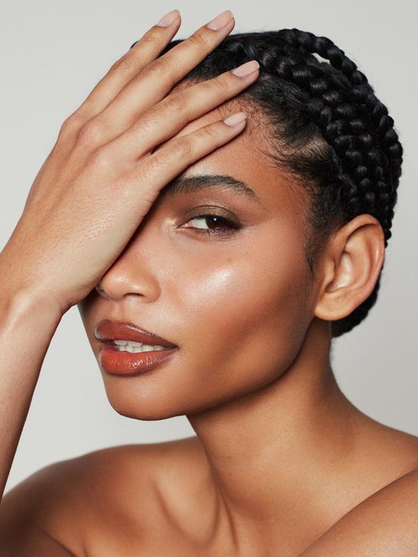 Everything An A-List Make-Up Artist Has In Her Kit 