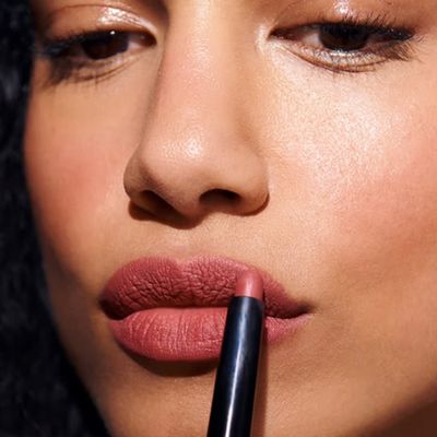 The Best Pencils For Fuller, Natural-Looking Lips