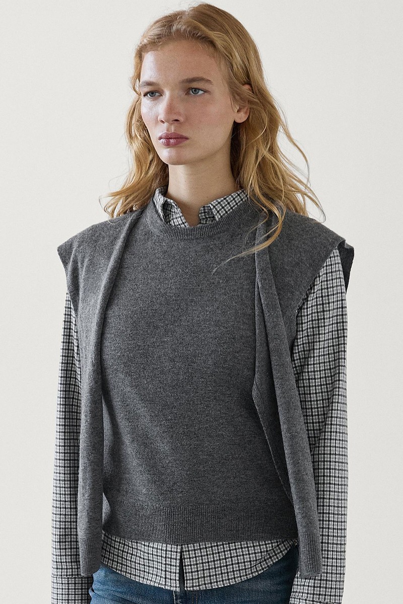 Wool Blend Vest With Sweater from Massimo Dutti