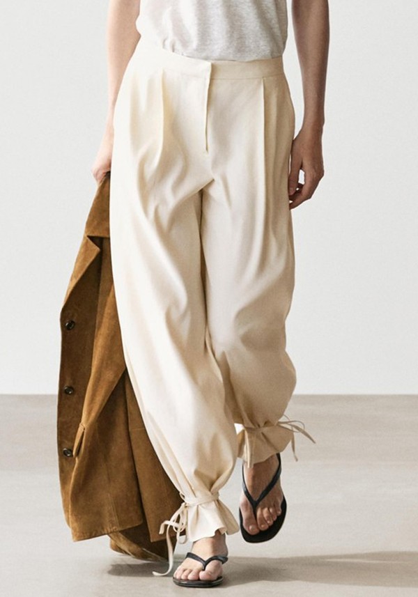 Flowing Barrel Fit Trousers 