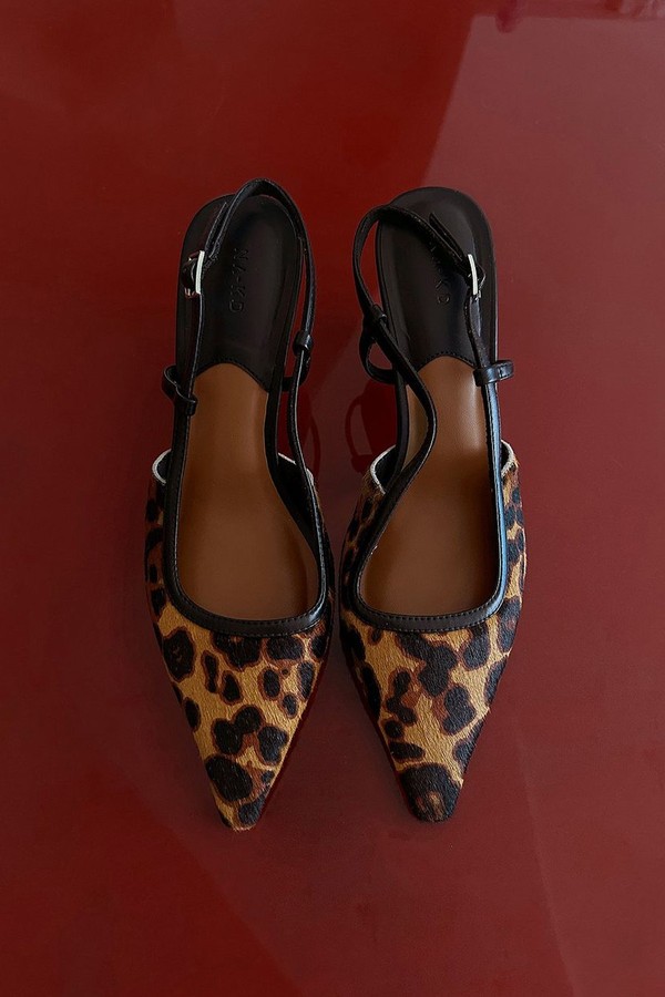 Contrast Binding High Heels from NA-KD