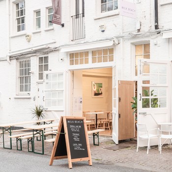 12 Cool Cafés For A Low-Key Lunch 