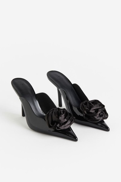 Appliquéd Heels