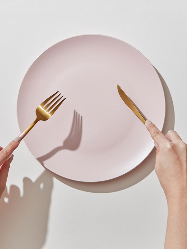 A Nutritionist’s Guide To Fasting & How To Do It Right