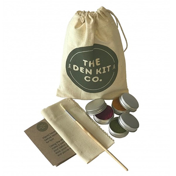 Flag Making Kit from The Den Kit Co