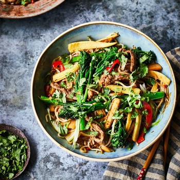 Beef & Tenderstem Broccoli Stir Fry Noodles