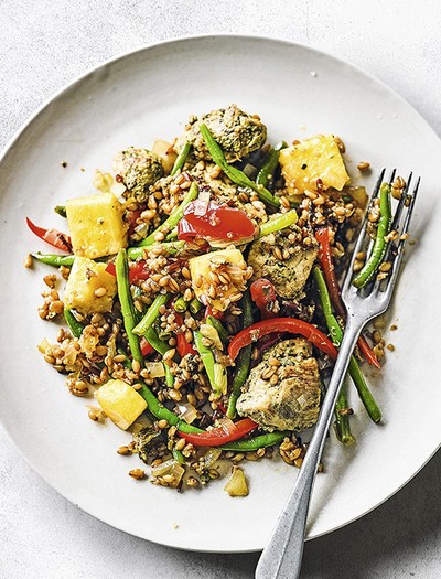 Thai Chicken & Grains With Pineapple