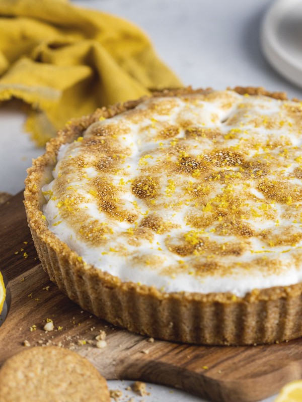 Biscuit Base Lemon Meringue Pie