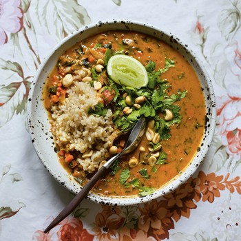 Peanut Stew with Spinach & Miso