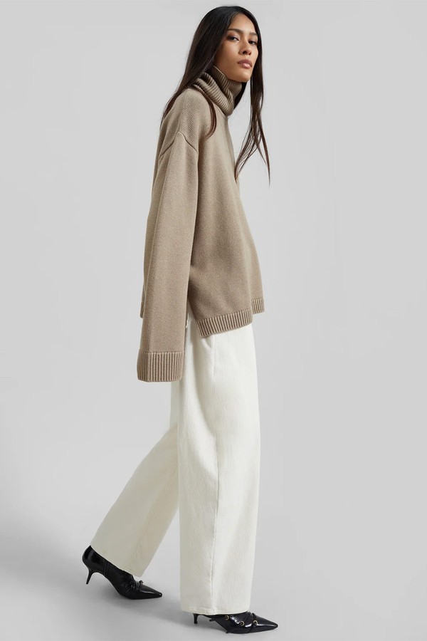 Caistor Corduroy Barrel Leg Pants