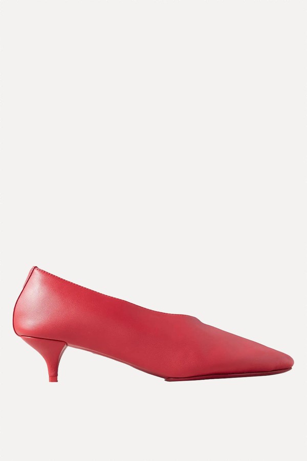 Soft Glove Leather Pumps from ST. AGNI 