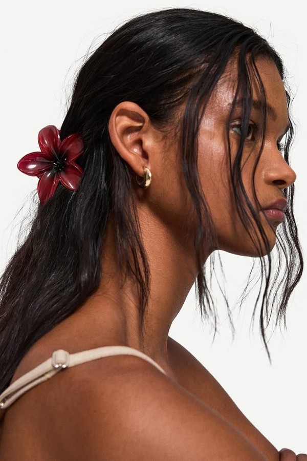 2-Pack Of Flower Hair Clips