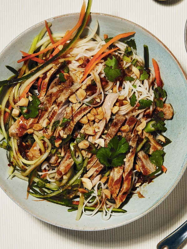 Spicy Pork Loin With Rice Noodles