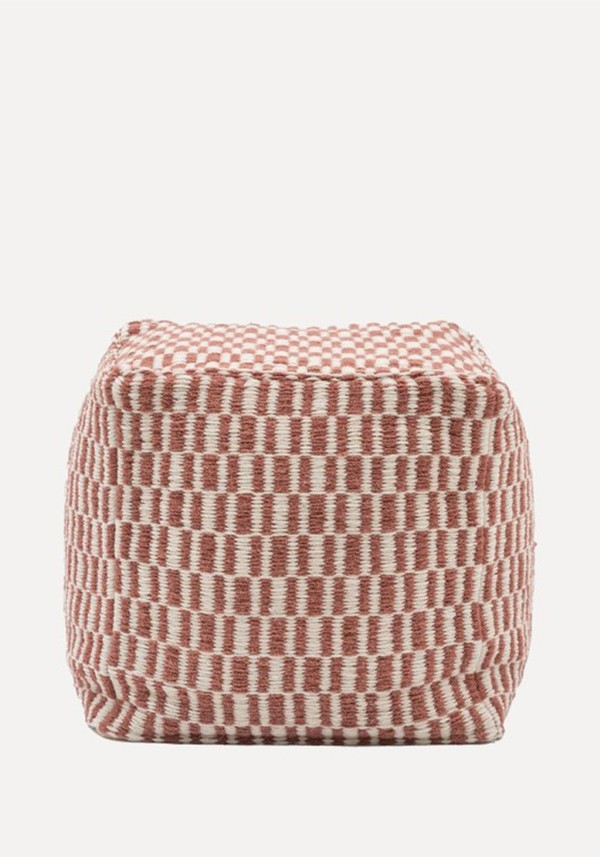 Amara Pouffe