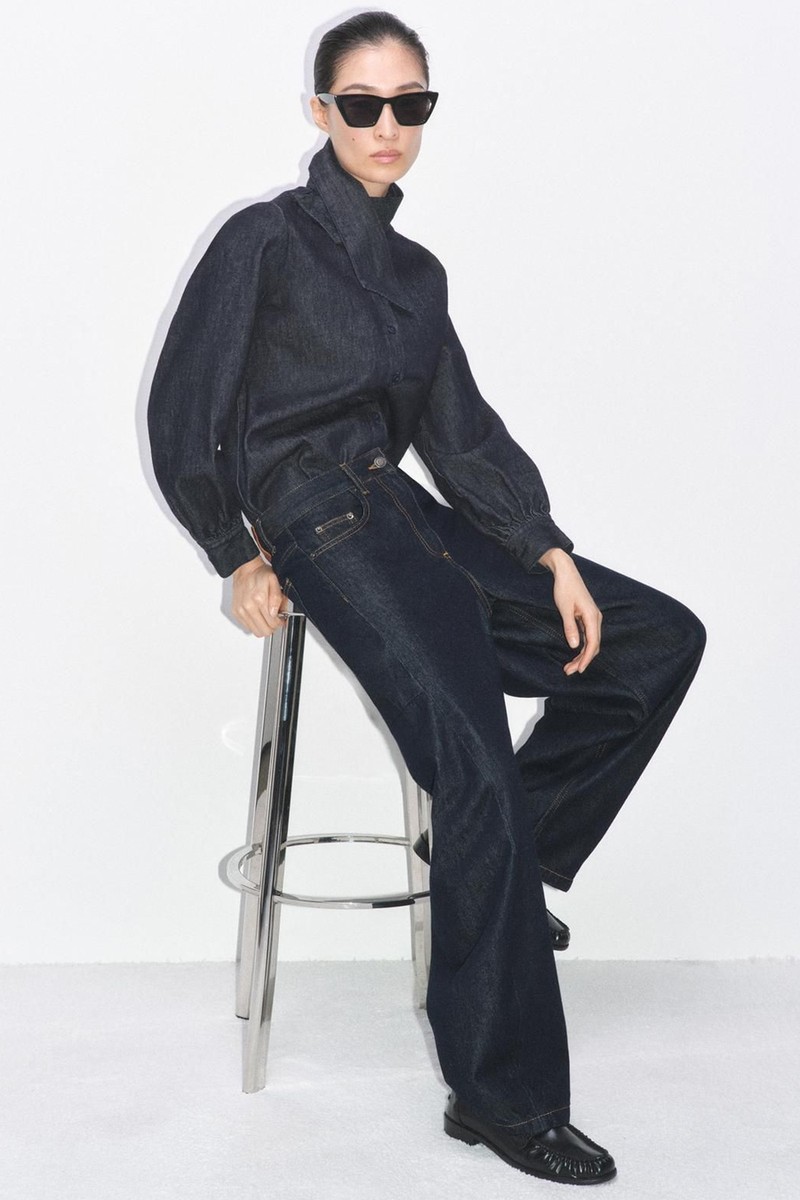 Ankle Balloon Mid-Waist Jeans