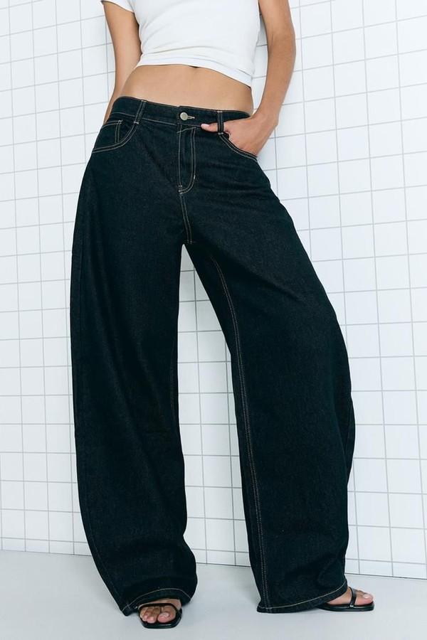 Wide-Leg Barrel Jeans