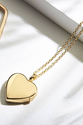 18 K Gold Plated Heart Locket With Photos And Engraving