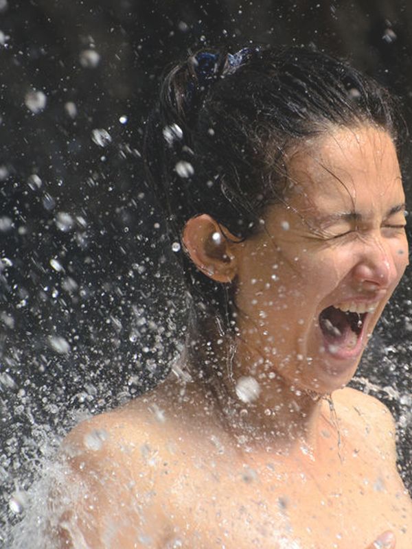 6 Benefits Of Taking Cold Showers