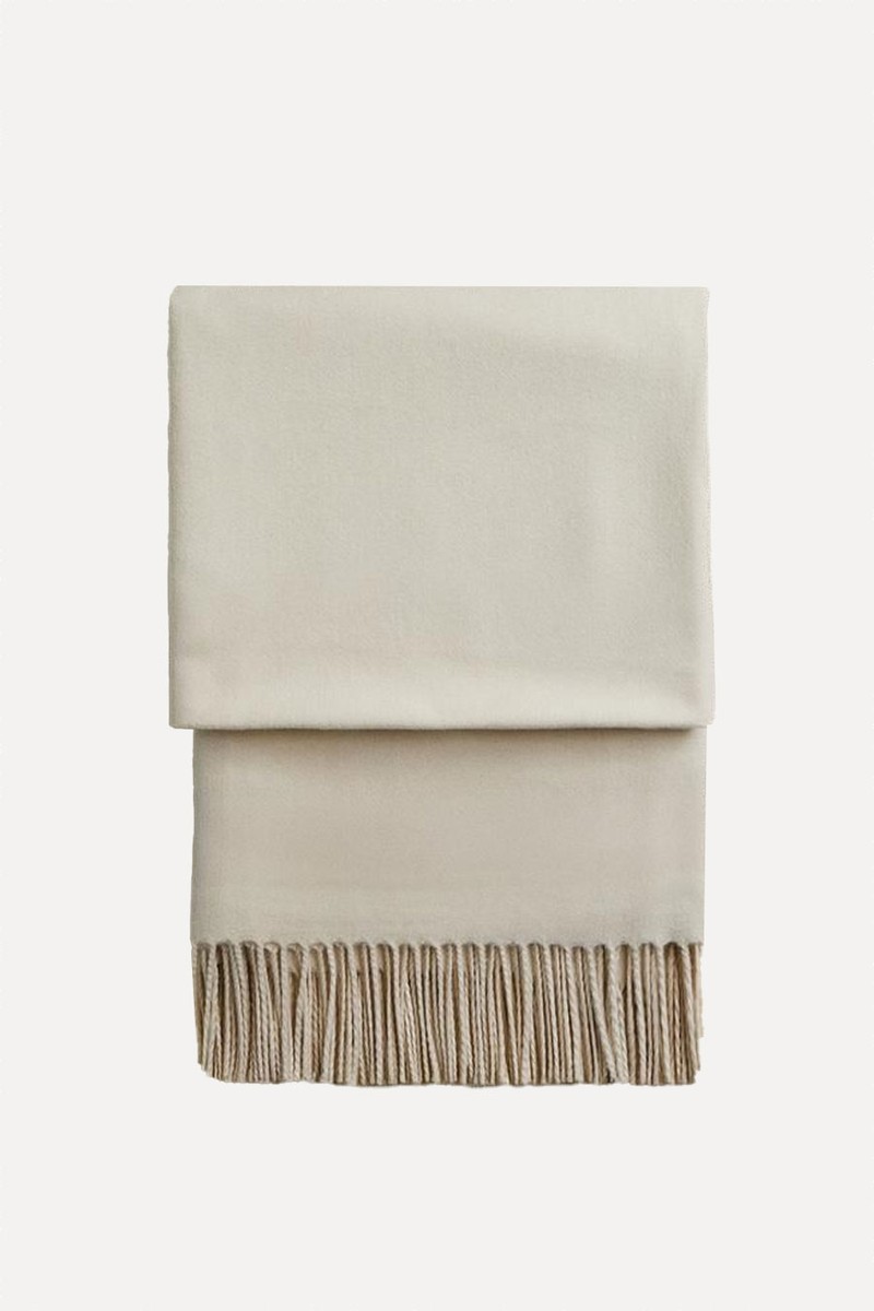 Extra Soft Plain Throw from Zara Home