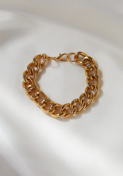 Curb Link Bracelet 