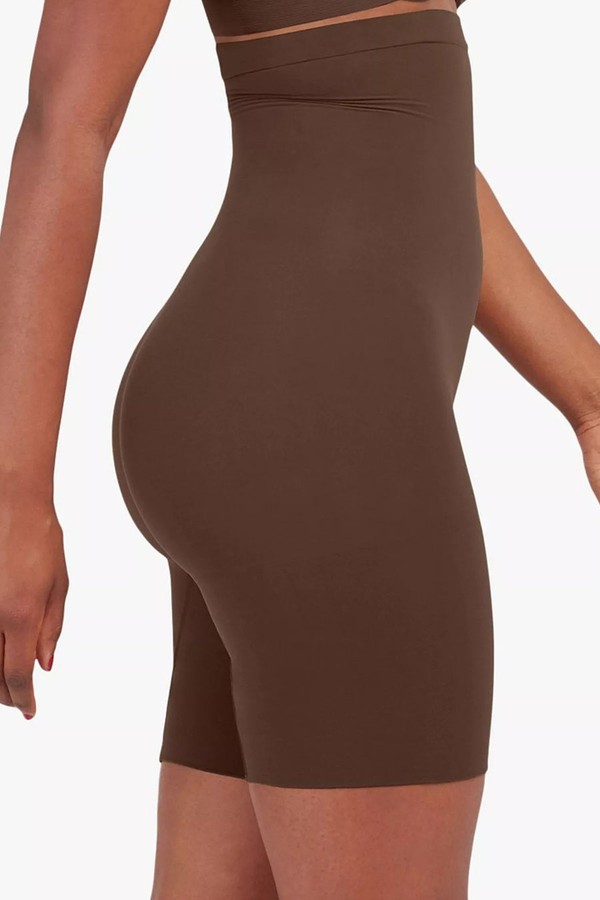 SPANXsculpt™ Seamless Power High-Waisted Mid-Thigh Shorts from SPANX