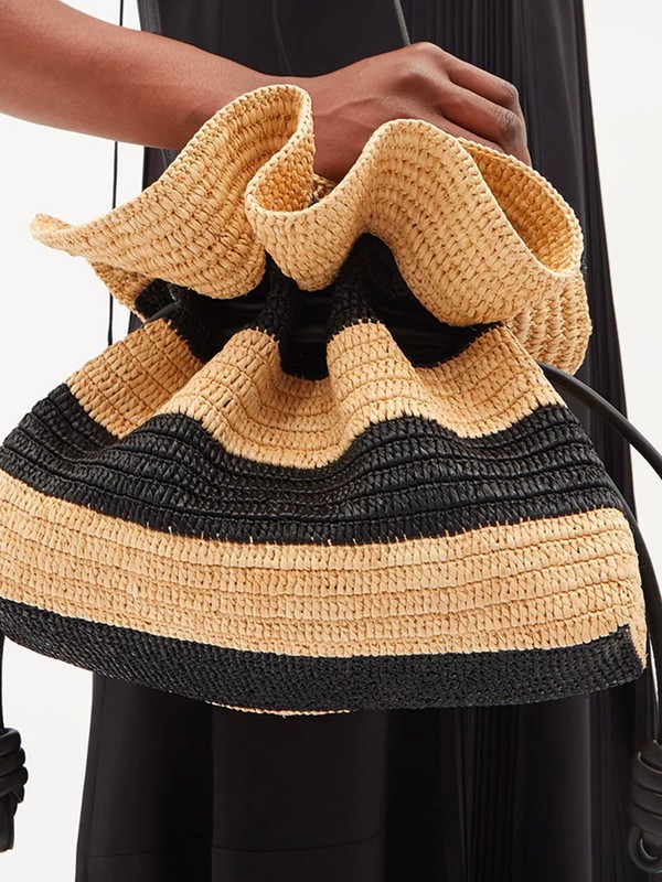 24 Stylish Beach-Ready Clutches For Holiday 