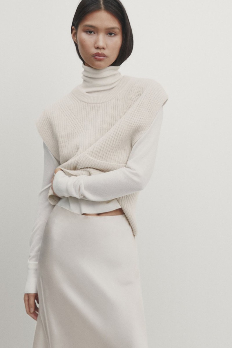 Knit Vest With Pocket Detail