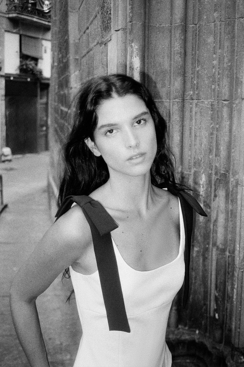 Stretch Top With Bows