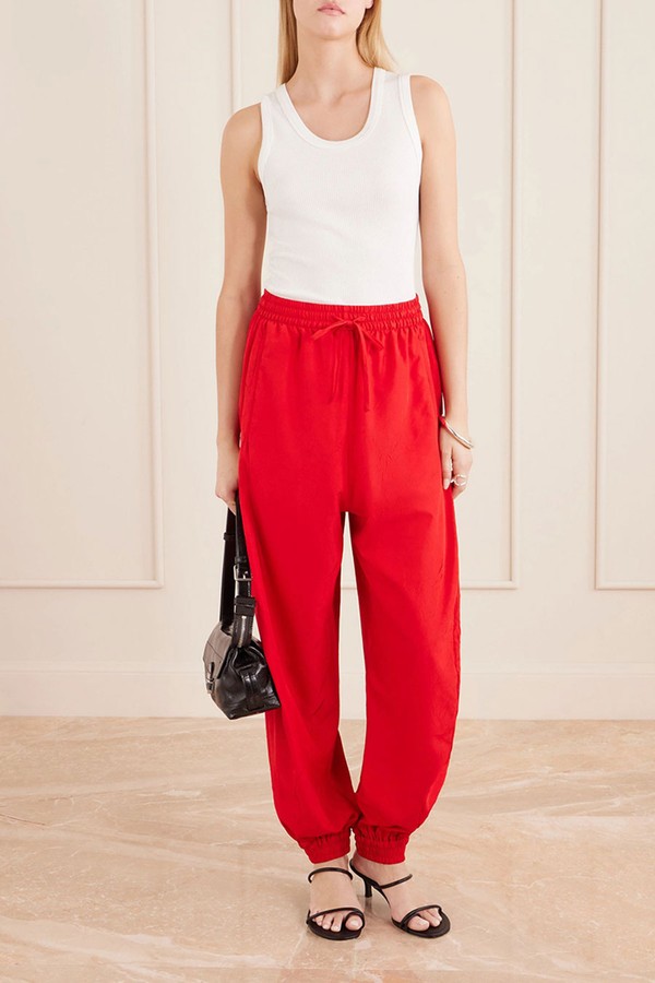 Crinkled Cotton-Blend Tapered Pants from RÓHE