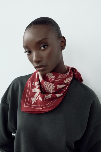 Printed Cotton Scarf from ZARA