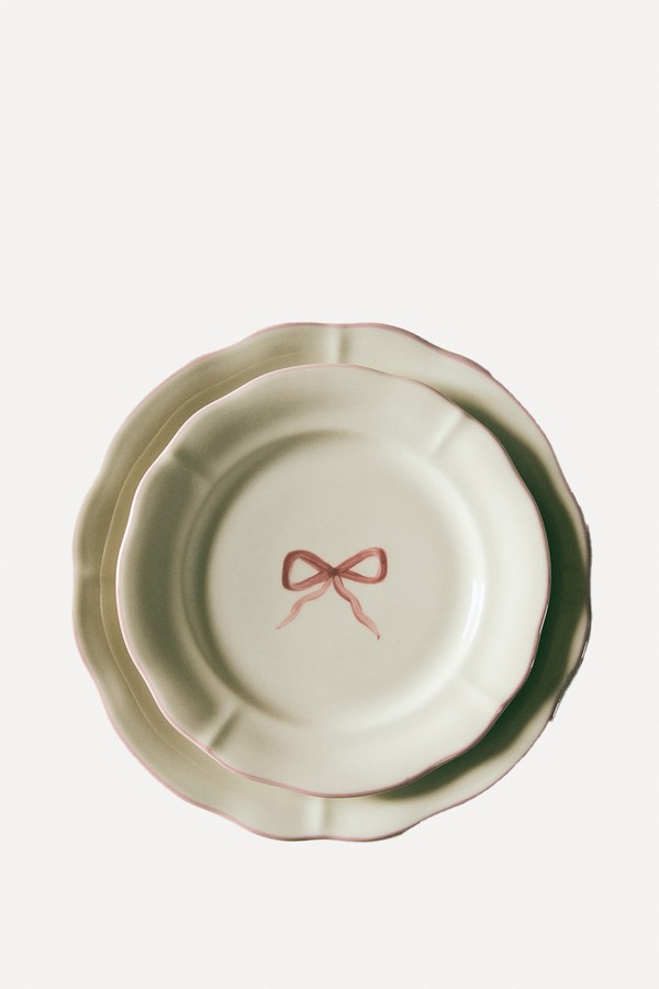 Hand-Painted Stoneware Starter Plate from H&M