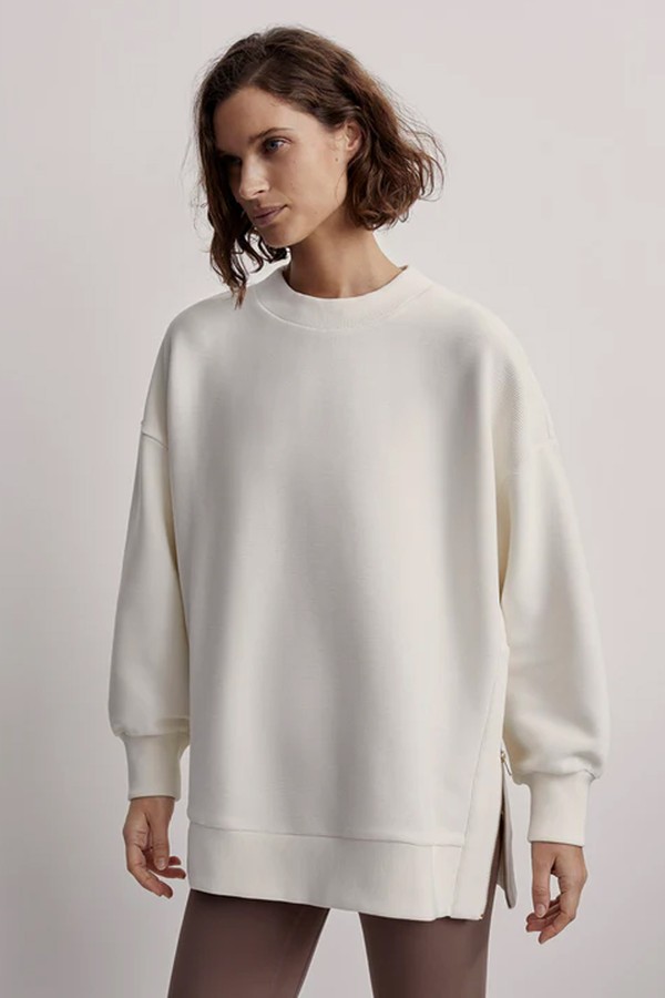Mae Boyfriend Sweat Cream