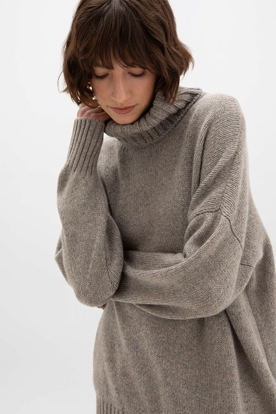 Slouchy Cashmere Roll Neck