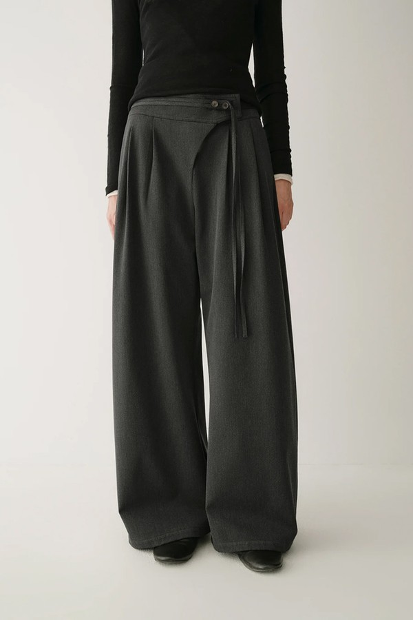 Asymmetric Wide-Leg Pants from Inis Shop