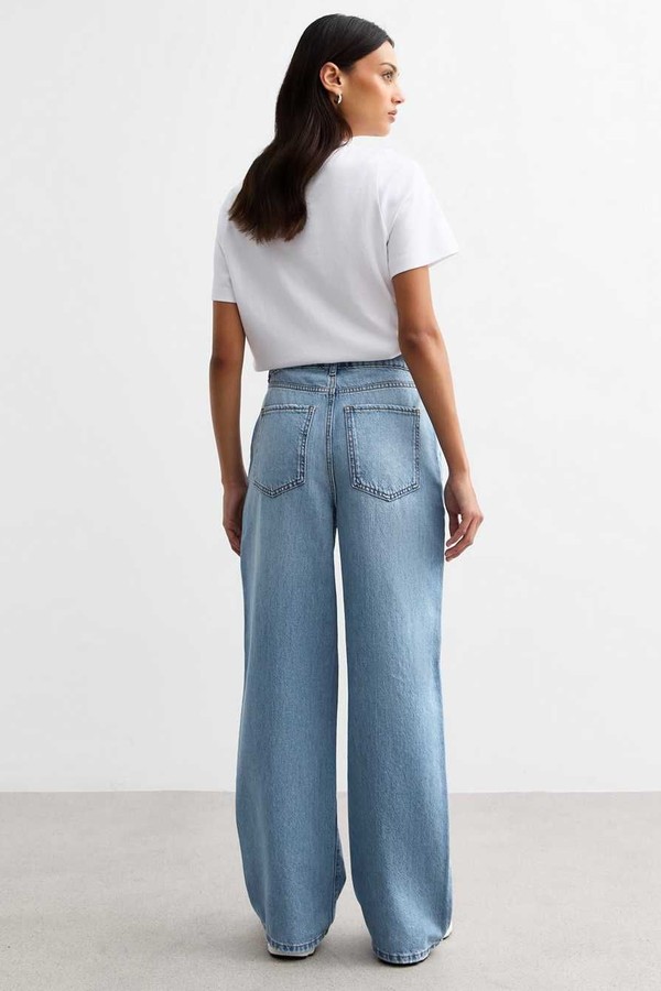 Adalae High-Waist Wide Leg Jeans