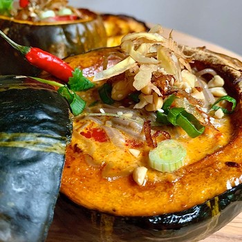 Penang noodle squash curry