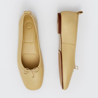 Yellow Soft Leather Ballet Pumps from Massimo Dutti