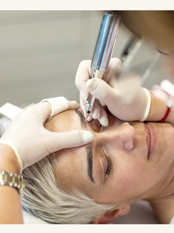 Semi-Permanent Make-Up Is Growing In Popularity – Here’s Why